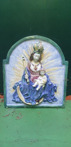 Wandrelief madonna mit - wandrelief,