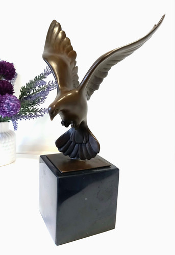 Bronzefigur taube flug - bronzefigur, im