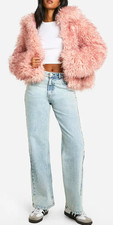 117 boohoo tall shaggy - np,