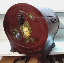 Alte bauerntruhe kasten