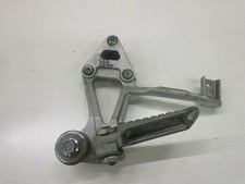2. Kawasaki GPX 600 R ZX600A Fußraste hinten links Soziusraste Fussrastenhalter