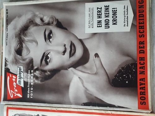 Frau spiegel heft - im,