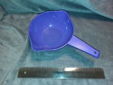Tupperware Goldregen Rechts und Linkshänder Sieb in violett "Rarität"