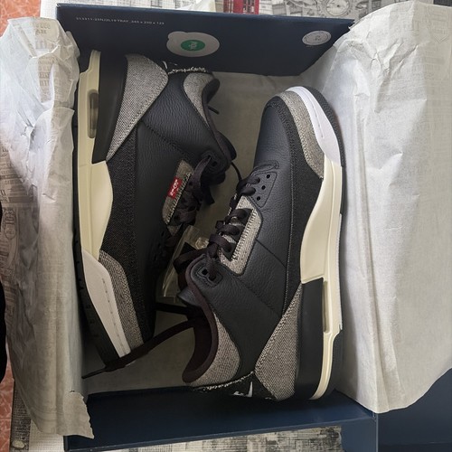 Jordan levis black - 3, and