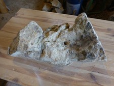 Quellstein Brunnenstein mit