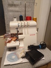 Overlock Singer 14SH654, 3/4