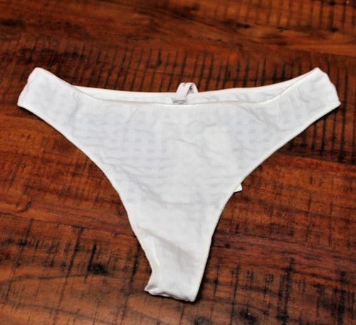 Marie avero string karo - string,