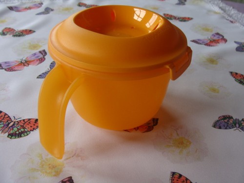 Haushaltsmittel/Tupperware/