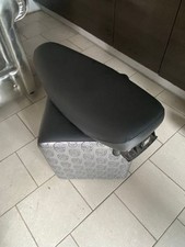 Rollerbank Piaggio PK XL2 neu bezog. Grundkörper schwarz Sitzbank