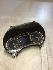 Tacho Mercedes W246 Kombiinstrument A 2469006811 B-Klasse Diesel