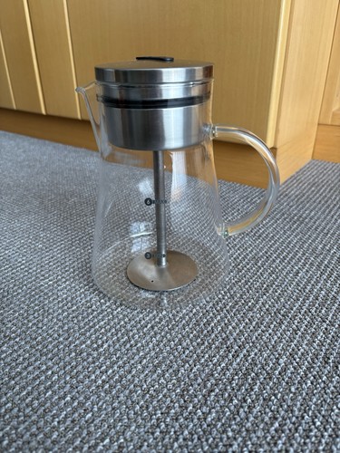 Jener glas kaffee - jener, kanne