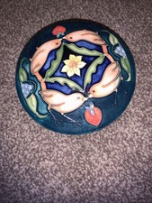 MOORCROFT PROBE & DATIERT "ERDBEERDIEB" SCHÜSSEL & DECKEL, RACHEL BISHOP DESIGN