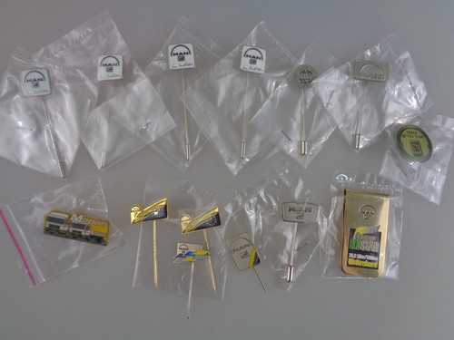 Man pins und - man, anstecknadeln