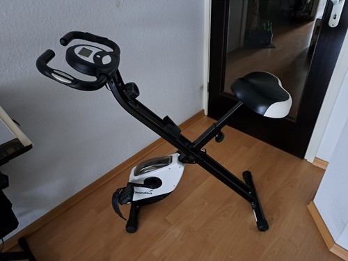 Platzsparender hometrainer - platzsparender,