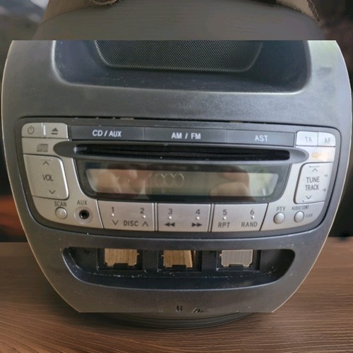 Autoradio blende orginal aygo - blende,,