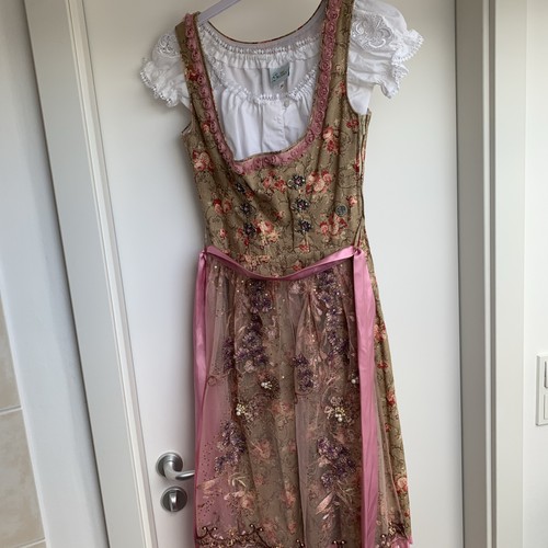 Schönes dirndl marjo - schönes, größe
