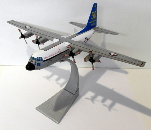 Corgi 144 scale diecast - scale,