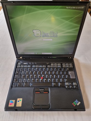 Vintage ibm thinkpad t42 - ibm,