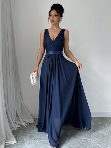 Elegantes linien maxikleid - a,