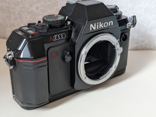 Nikon n2000 oder - nikon,