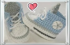 ☆Babyschuhe Chucks Sneakers( Gestrickt/gehäkelt) 10cm 