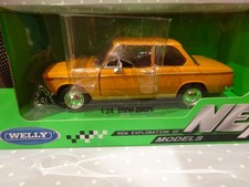 BMW 2002 ti orange Oldtimer