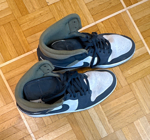 Jordan mid top sneaker - top,