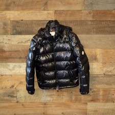 Moncler Jacke Glanzoptik