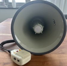 infactory Extra-lautes MP3-Megaphon Premium, 25 Watt, USB, SD | TOP | Ohne OVP