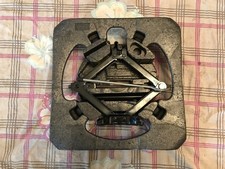 1x original Wagenheber +