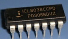  /  ICL8038ACJD CDIP-14