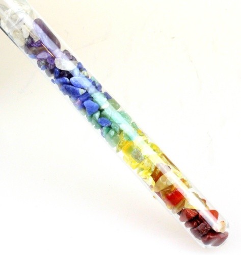 Edelsteinstab chakra mit 7 - chakra,