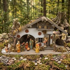 Festliche Weihnachtskrippe