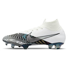 NIKE Mercurial Superfly 7