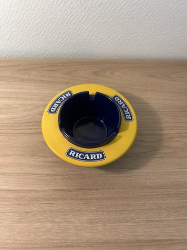 Ricard saturn bistro - ricard,