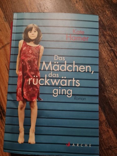 Das mädchen rückwärts - das,