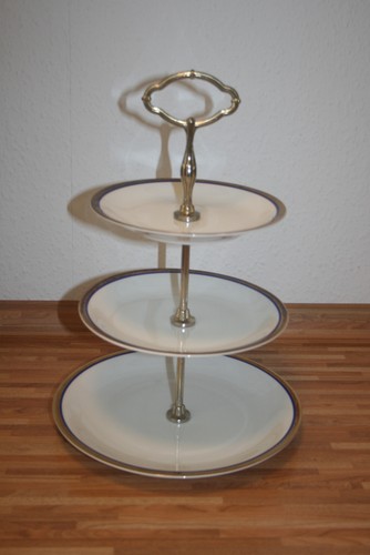 Stöckige gebäck etagere - gebäck,