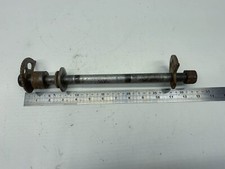 Suzuki DR650 R Hinterrad Steckachse Achse Rear Axle spindle (1) 94'