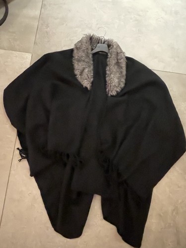 Poncho schwarz wolle one size - schwarz,