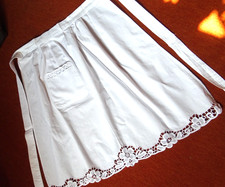 Dirndlschürze 60er-J.  edle Richelieu Spitze Leinen Handarbeit ungebraucht TOP