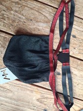 Modus Vivendi String Glitzer