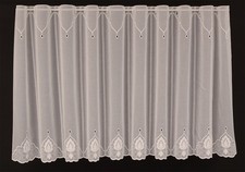 Scheibengardine Stickerei