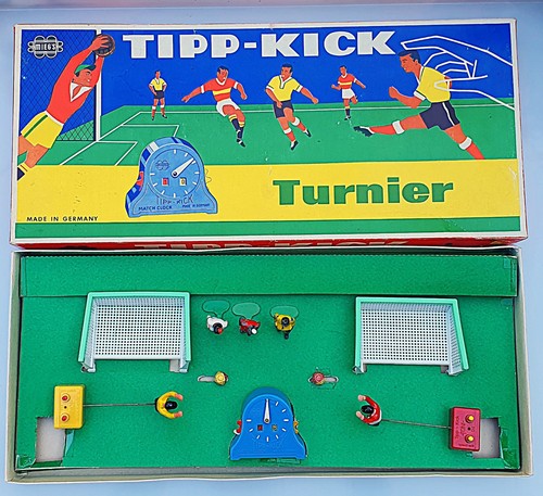 Tischfußball tipp kick - tischfußball,