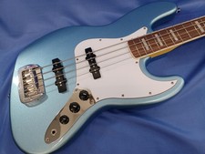 G&L Tribute JB E-Bass Lake
