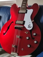 Epiphone Riviera in sparkling burgundy