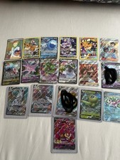 Pokémon Karten – verschiedene V- und VMAX-Karten