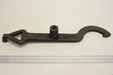 Schlüssel Spezial MAschinenbau CNC MEtalbau Werkezeug Kran