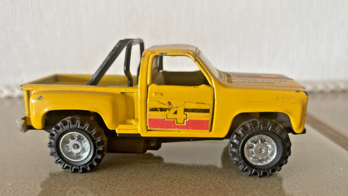 Chevy 4x4 scale race - scale, team