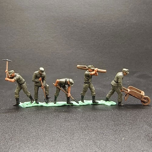 Eigenbau bahnhof - 1/72,