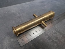 Massives Modell Kanonen Rohr